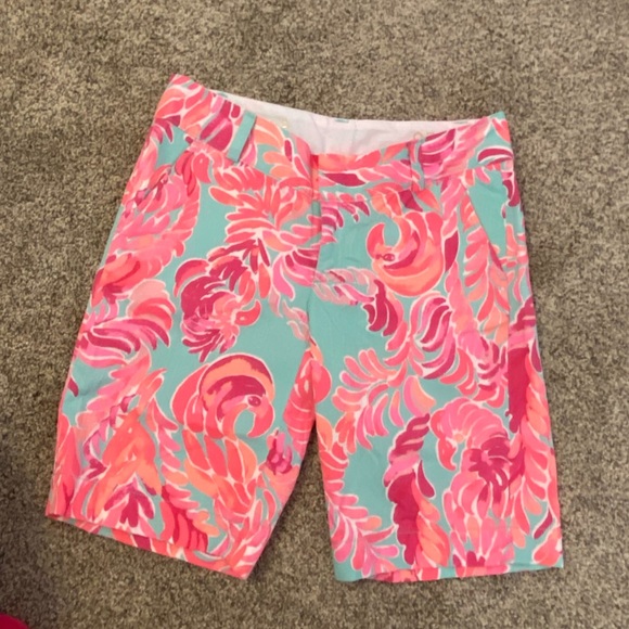 Lilly Pulitzer Chipper Bermuda Shorts Poolside Blue Love Birds 0 - Picture 2 of 4